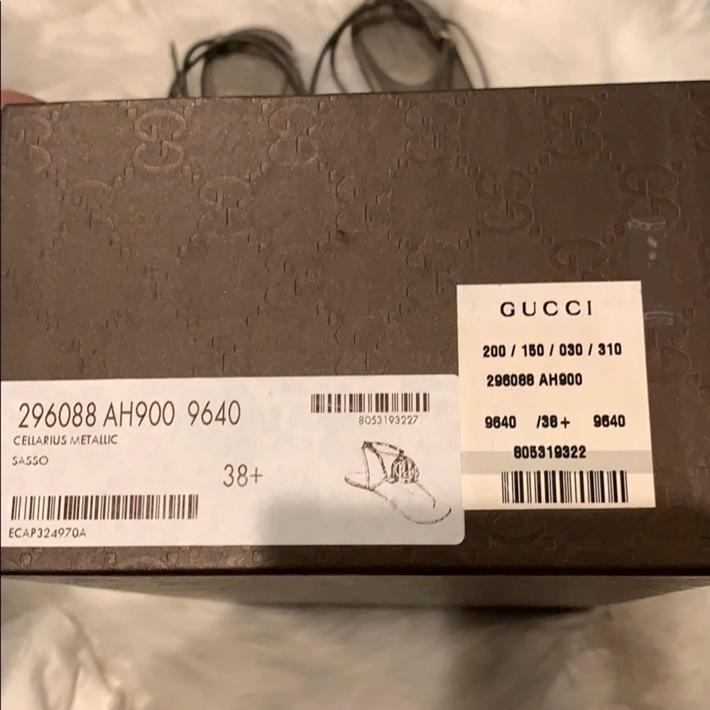 Gucci Metallic Sandals - Picture 6 of 6